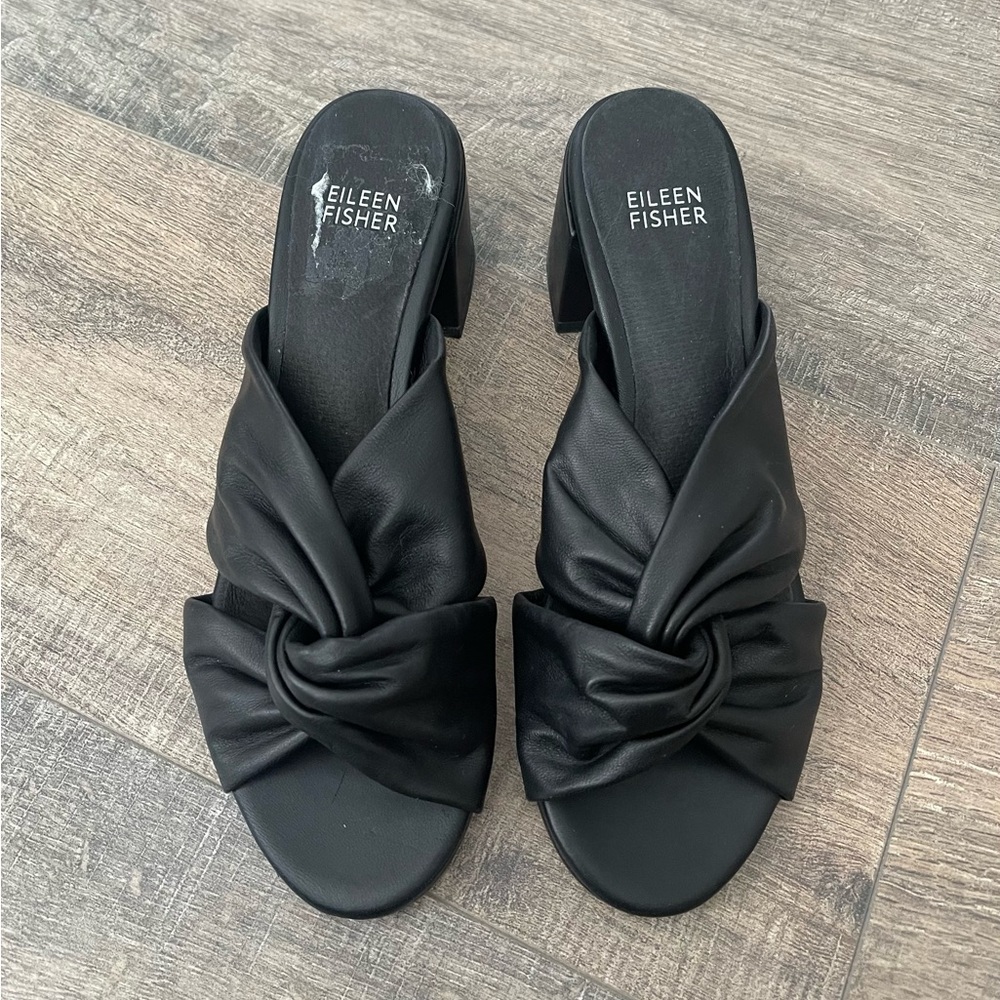New Eileen Fisher Slip On Twist Leather sandal size 7.5